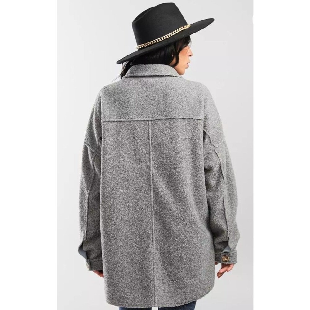 BKE Women’s Gray Sherpa Fleece Shacket Jacket Coat Size XL Long Sleeve Button - Picture 2 of 9